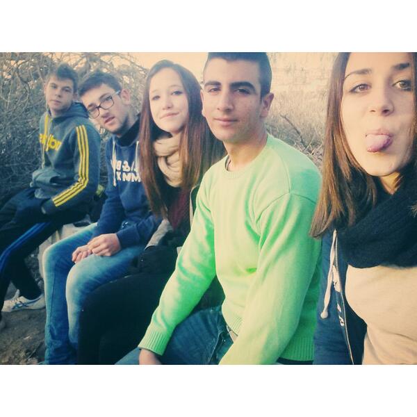 cayettana99's tweet photo. Buenos días @Elisa_Congost @AbelZaplanaB @SotoFransoto16 @VictorCandela3 👍👌 http://t.co/bE30GWWQQt