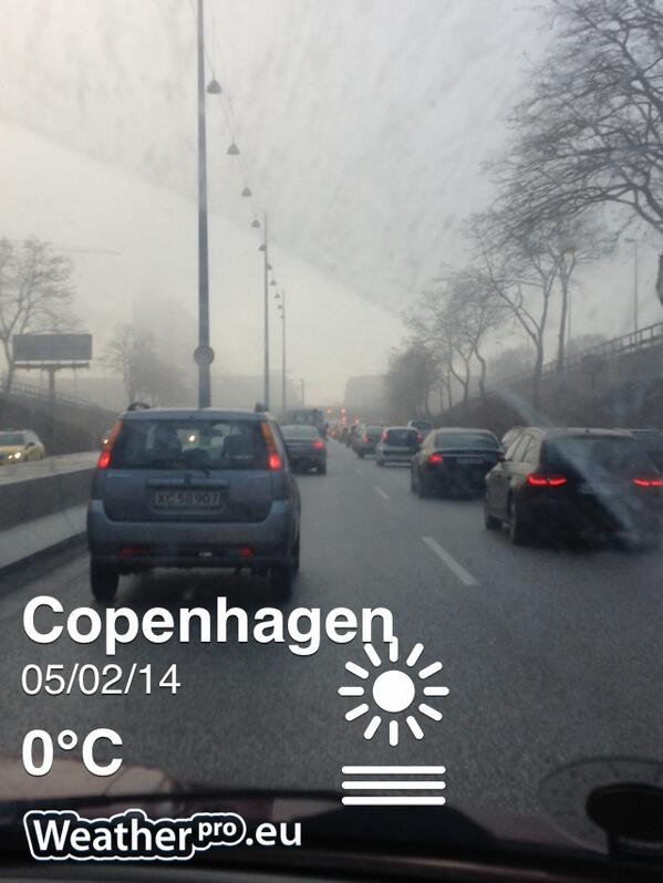 VitoCartafalsa's tweet photo. 05/02/14 08.20 Copenhagen: Sole, banchi di nebbia 0°C. Vento:E/11 km/h. - Shared from WeatherPro http://t.co/C97xtdpLlR