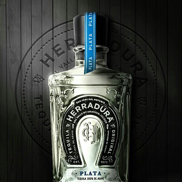 clubforeplay's tweet photo. HERRADURA Super Premium Tequila, special promo before midnite IDR1700K http://t.co/8xmQ2YR6jL