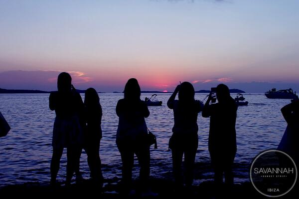 Savannahibiza's tweet image. If you get to #ibiza this year.. moments like this with your friends are what you remember for a lifetime!