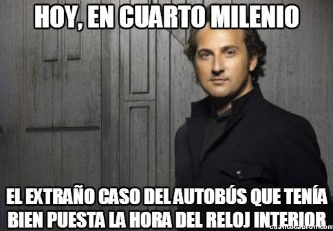 cuantocabron's tweet photo. ¿Tanto cuesta poner el reloj en hora? http://t.co/KGqDycn3j9 http://t.co/ZQe3mwmBjx