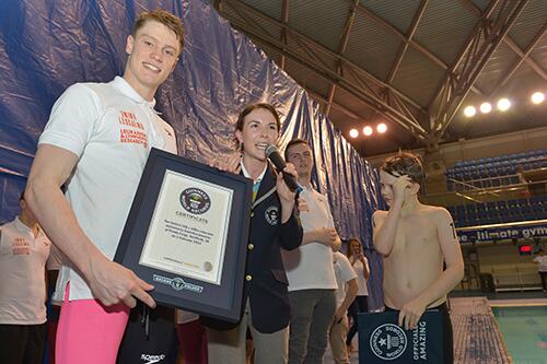 .<a href="/TeamGB/">Team GB</a> swimming stars help set new 100 x 100m relay world record > goo.gl/n1CQKG <a href="/speedo/">Speedo</a> #swim4leukaemia