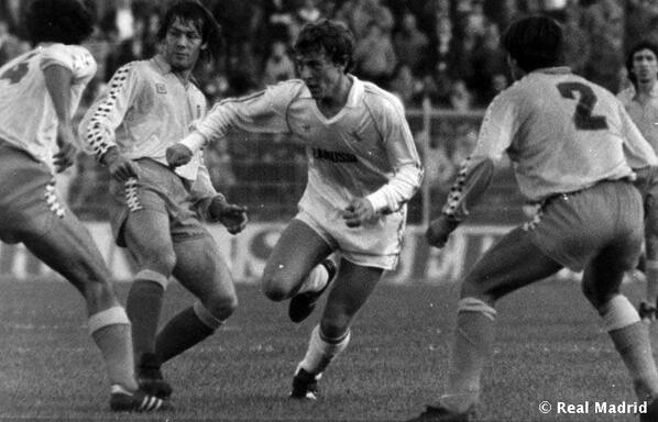 realmadrid's tweet photo. Hoy se cumplen 30 años del debut de Butragueño http://t.co/gftBTyYT0v #halamadrid http://t.co/ulICDNGZny