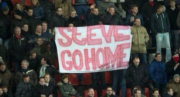 FutbolBanners's tweet photo. FC Twente fans tell Steve McClaren where to go http://t.co/36bBBWj7jr