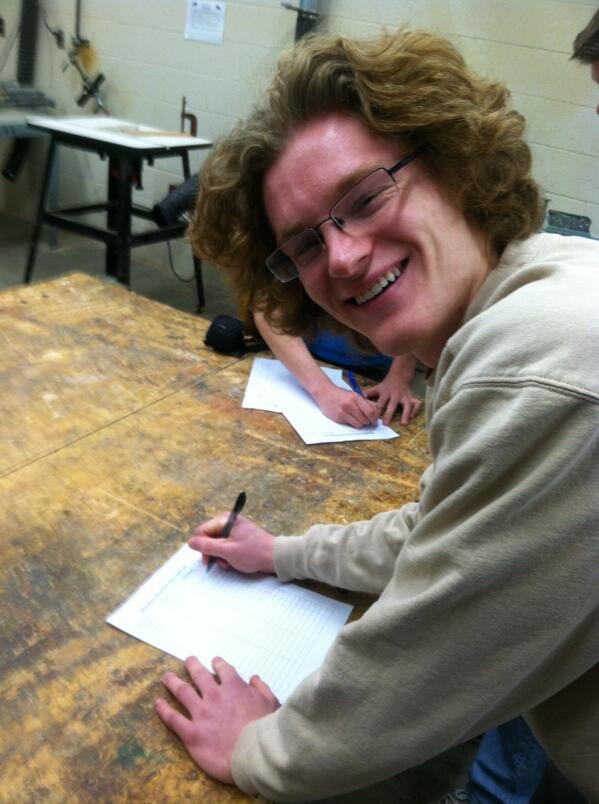 dutty_22's tweet photo. It's official folks, the Mondovi Buffaloes baseball team and @ejwolf_15 have agreed to a 1year deal #DSCnews http://t.co/PXYVs54DNJ