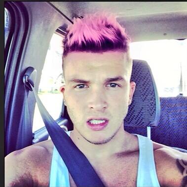 e_r_sberg's tweet image. GO LILAC !! 😉💕✨ @JoshDevineDrums #lilacjosh #joshdevinedrums