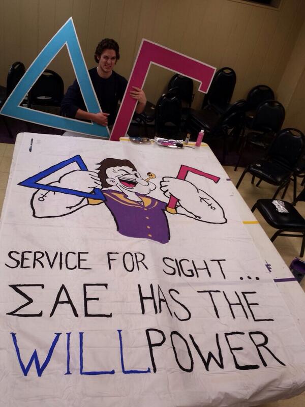 SAENDAL's tweet photo. Make sure to support @undDG philanthropy and our very own @whhoeft28 as he runs for Anchorman. http://t.co/Pgm8n99olW