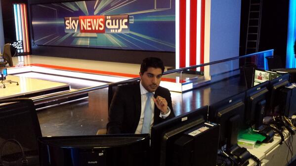 skynewsarabia's tweet image. ماجد الفارسي @Majed_alfaresi أثناء التحضير لحلقة اليوم من #حوار_المساء. تابعونا 9 مساء بتوقيت أبوظبي.