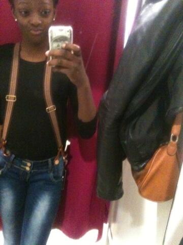 BibiSmilers's tweet image. En mode essayage 😍😘😄😜