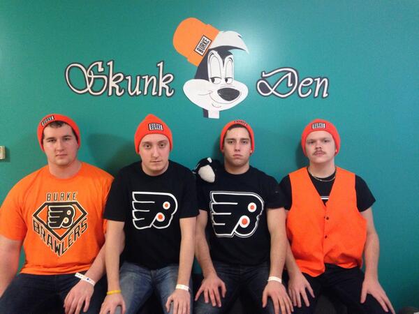 TheSkunkDen's tweet photo. Happy BURmac to all! http://t.co/3Swx8EP7aI