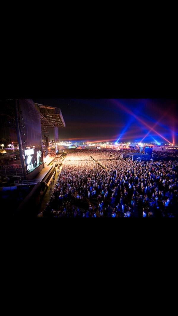 MusicInPicture's tweet image. Coachella -