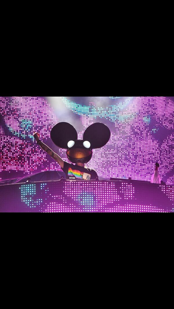 MusicInPicture's tweet image. Deadmau5 -