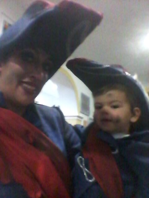 <a href="/LAMECHABUSTELO/">ComparsaMixtaBustelo</a>