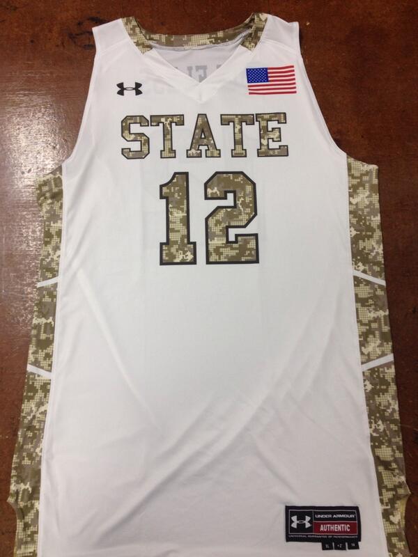 GoJacksSDSU's tweet photo. Check out the camo jerseys @JackrabbitHoops will rock tomorrow night! Jerseys up for auction following game! #gojacks http://t.co/u0CpajtCJT