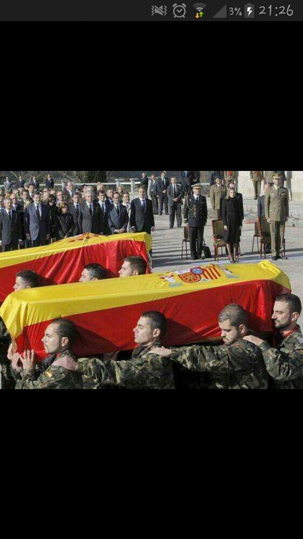 uedespanola's tweet photo. Defendere España y mi bandera hasta la muerte. LaMuerteNoEsElFinal http://t.co/uTMG0h3c83