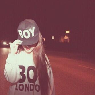 rooooke132's tweet photo. اللي يبي يضيفني في الكيك هذا حسابي kik:stortw http://t.co/WwONj05yrJ