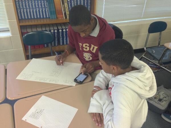 techatmorehead's tweet image. Research with #BYOT in middle school social studies on #dlday @techystacey @cmstothecore #cmsk12chat