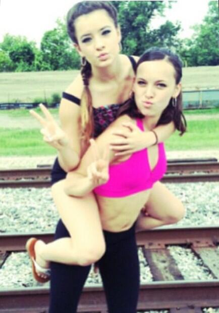EyesBrooke's tweet photo. An afternoon with Payton *&amp;* http://t.co/susOOxU7Hx