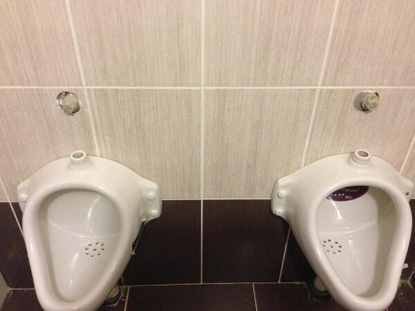ProblemsSochi's tweet image. How does water take urine away after I use it?
#ProblemsSochi #Sochi2014 #Sochi