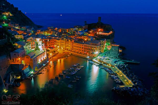 zaibatsu's tweet image. Lights on sea by Sergio Del Rosso