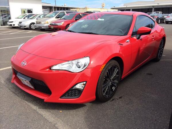JIMFALKMAUI's tweet photo. 2013 Scion FR-S for sale
$25,888+fees call-808-385-1085 http://t.co/Nb3WPjcFaK
