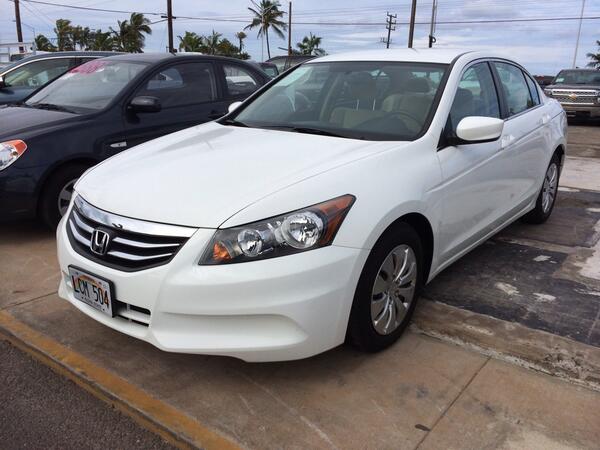JIMFALKMAUI's tweet photo. 2011 Honda Accord Sedan
Awesome condition 
Great gas mileage 
Call 808-385-1085 http://t.co/h8cnKBye7b