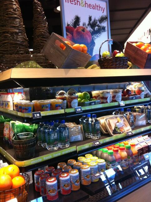 FitCouple_'s tweet photo. You cannot out train a bad diet!! #eathealthy #fruits #veggies #water #organic #natural #loveit #liveit http://t.co/qEOdDK2bGM