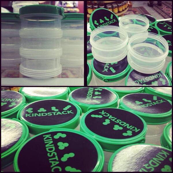 Thah_Nick's tweet image. “@42DegreesBelow: Kindstack jars on sale $5.99 #42below http://t.co/K2fHdNWJZs” @JakeDaniels89 that&apos;s what they were called! #KindStack