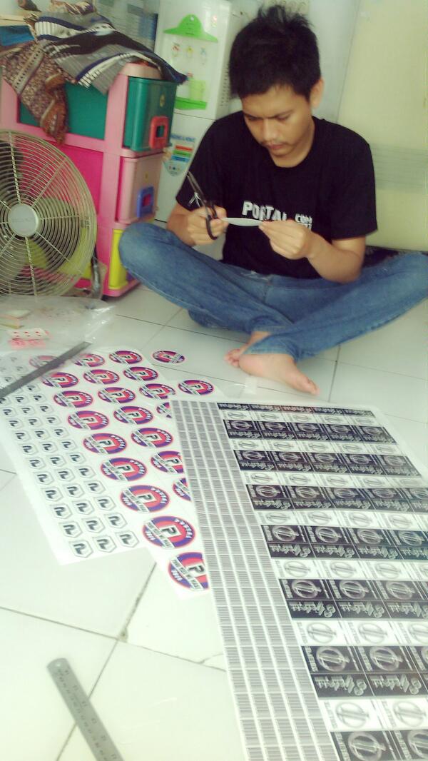 thanks brother <a href="/portal_computer/">portal_computer</a>: <a href="/luksbuluks/">luks luks</a> <a href="/ELJETOSS/">ELJETOSS</a> order sticker thanx bang buluk <a href="/alvin_oyoy/">alvin</a> <a href="/portal_computer/">portal_computer</a> "