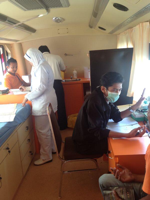 AADKMalaysia's tweet photo. Klinik Bergerak Cure &amp; Care di Sabak Bernam..@Zahid_Hamidi @KDNPUTRAJAYA @SKUAD1Malaysia @KP_AADK KP_AADK @AliHamsa55 http://t.co/ynHhyuJyEH