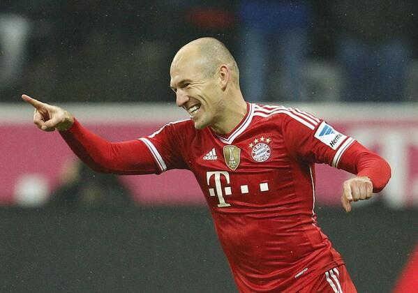 fcbfi_depok's tweet image. The Flying Dutchman 10 makin saikkk #MiaSanMia #Robben10