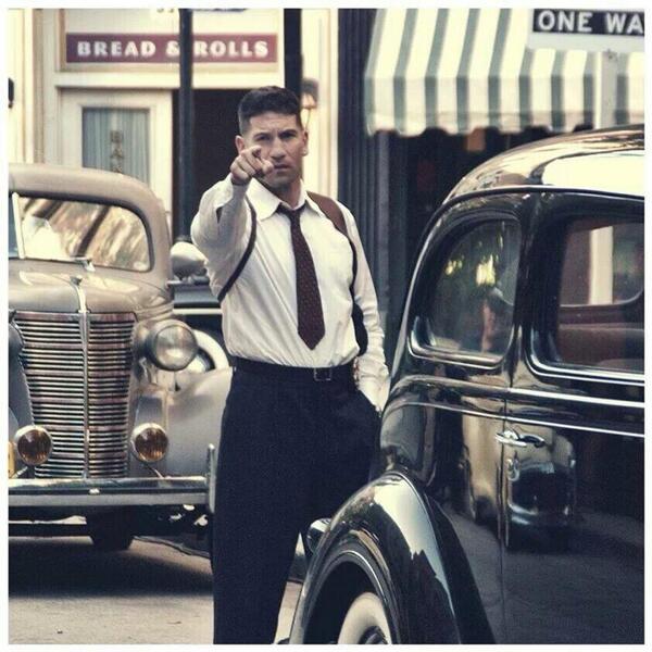 JonBernthalCom's tweet image. Jon as Joe Teague in #MobCity (we need more of this @FrankDarabont!!)