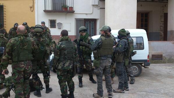 Charlie company at briefing, before Op. Centauro