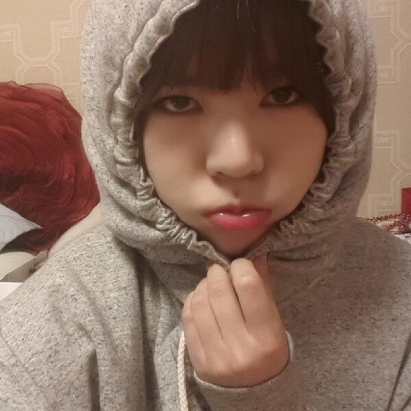 [OTHER][12-12-2013]SELCA MỚI CỦA SUNNY - Page 4 BfxsS1yIYAAYQND