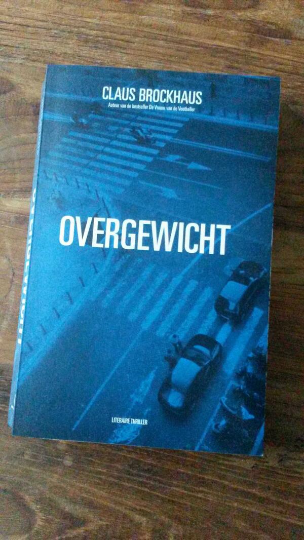 Een spannend #boek lezen? Bij 300 #volgers geven wij deze nieuwe literaire #thriller weg! #winactie #twitteractie