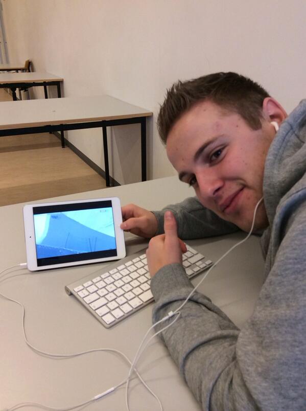 philiphopner's tweet photo. Skole eller Ol..?? Nemt valg. #oldr3 http://t.co/pzZu6HJe1E