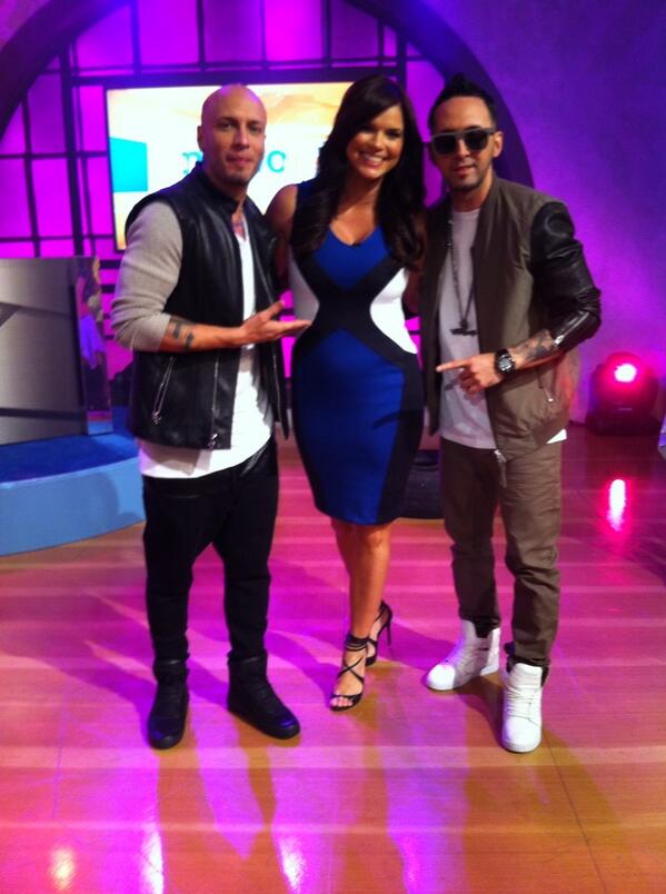 hoydia's tweet photo. Miren que bella nuestra @rasheldiaz junto a @alexisyfido http://t.co/qi9LsCGVhH