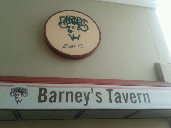 Memories kreeping in #barneysPE #kareoke #ussa2012 #kovsiecricket <a href="/Corrydry/">Corne Dry</a> @Andri3sg0us <a href="/CurtSalley/">curt</a> <a href="/Len1Killeen/">Leonard Killeen</a>