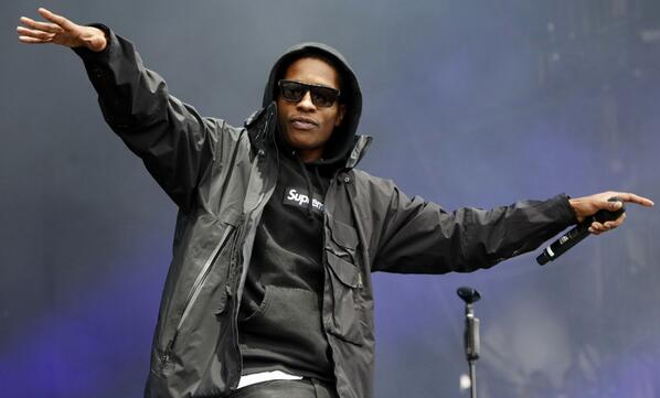 BeInBooking's tweet image. Deals of spring: We propose booking of DJ Rocky Rock (Official DJ of the Black Eyed Peas) at very attractive prices!!