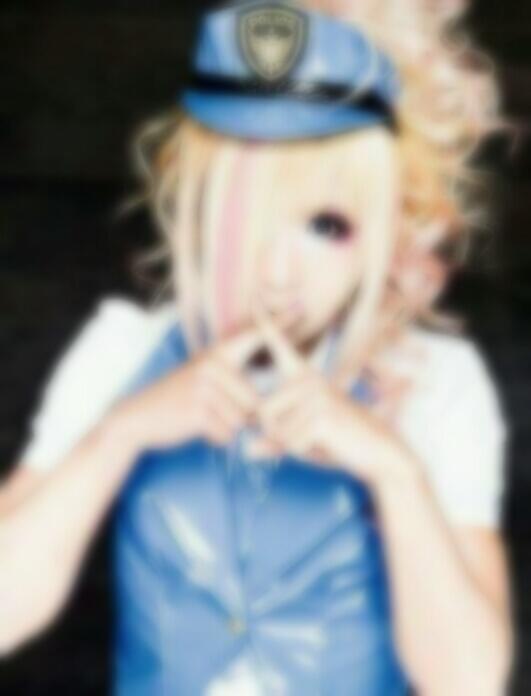 ______oO7__'s tweet photo. 。♡

.

:

.

.

　　御化粧盤　　N r
　　__________________

　　肉の嗚咽に引き攣る舌の欲
　　_________________________

　　Ｒｔ　»　　　迎

.

:

.

。° http://t.co/ngiMX6uFvc