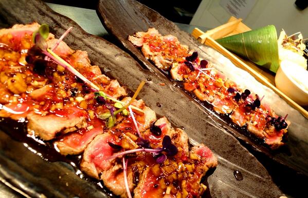 #Gorgeous #Beef #Tataki works with red &amp; rose #wine &amp; also <a href="/AkashiTai/">AkashiTai</a> #sake (^_−)☆ #WineWednesday #London #Dinner