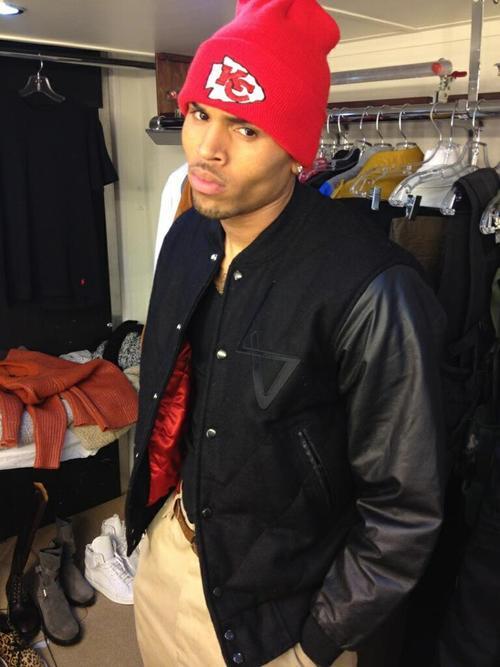 King <a href="/ChrisBrown/">Chris Brown</a> #1065
