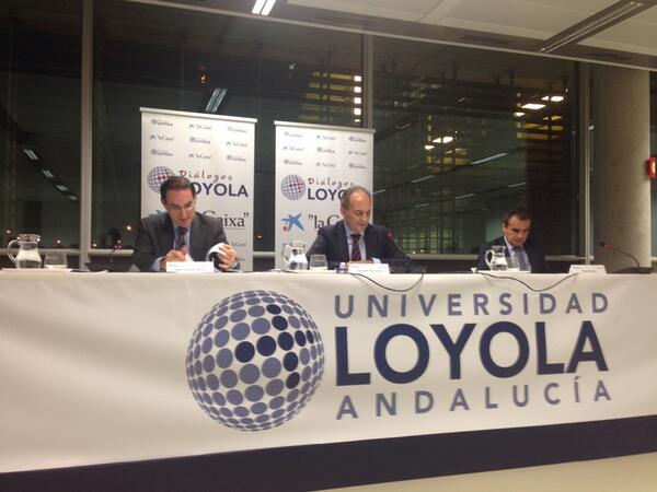 Comienza #DialogosLoyola en <a href="/LoyolaAnd/">Universidad Loyola</a>. Hoy con el nuevo Presidente de <a href="/CEAes_/">CEA</a> Javier Glez. De Lara
