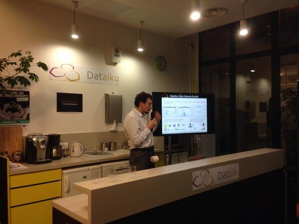 ClementStenac's tweet image. Create your very own predictive application with #DataScienceStudio #DataikuStory