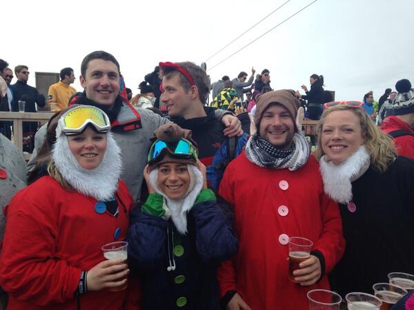 GCichonska's tweet photo. Lovely day in folie douche #lash #freshpow! http://t.co/DR5xymuHg0