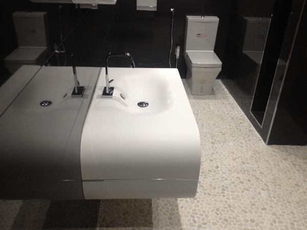 pashadesigns's tweet photo. designed,supplied and installed by pasha http://t.co/UUsWo5PayO