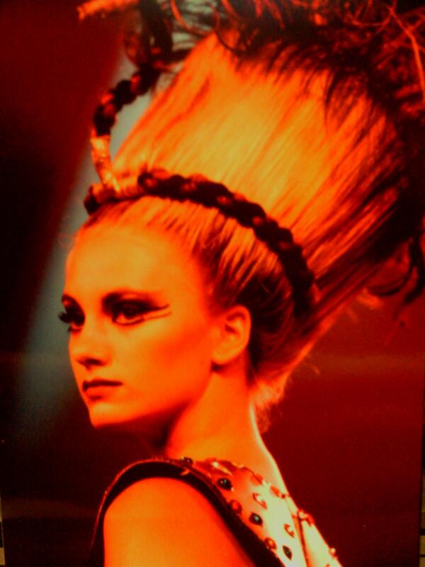 PremiereCol's tweet image. Old school model photo from #Premiereshows! #tbt #throwbackthursday