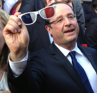 LuluFrenchie's tweet photo. @najatvb après le Président, Madame la Ministre &amp; Porte-Parole ? http://t.co/YStHqW9HzB