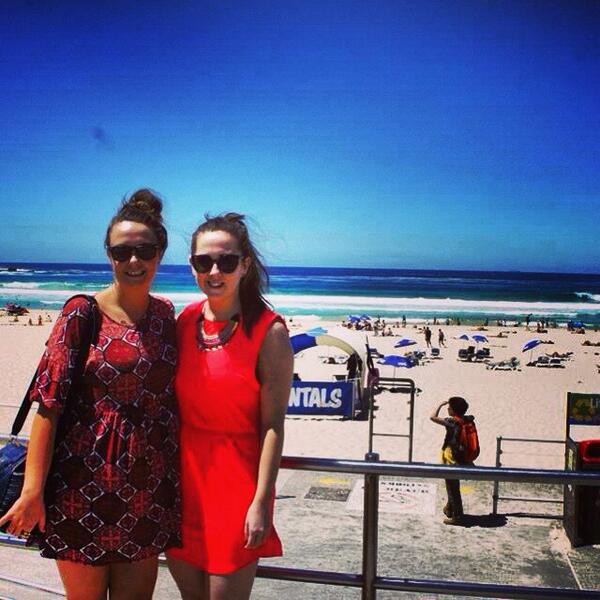 Can't believe i'm wearing tights and have had to de-ice my car! Take me back to Bondi noooowwww!