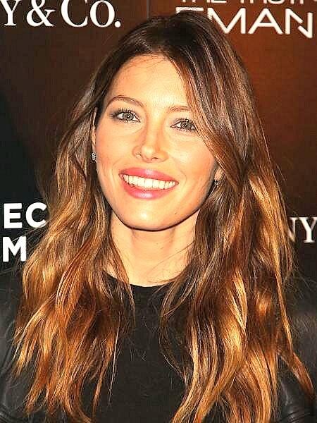 ookiok's tweet photo. Jessica Biel. Santa Monica, California. Restaurant for children. Open the "Au Fudge". http://t.co/mYcFnSvnju